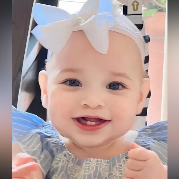 Meet your Posher, Chloe - Picture 8 of 11